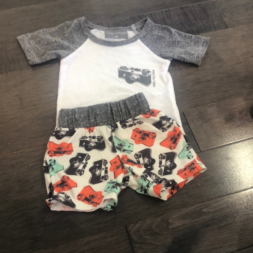 Miki Miette Camera Outfit